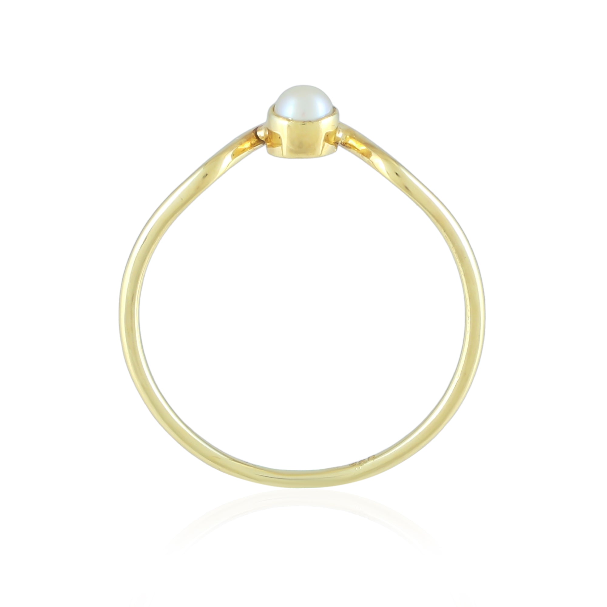 Athena Ring | Pearl