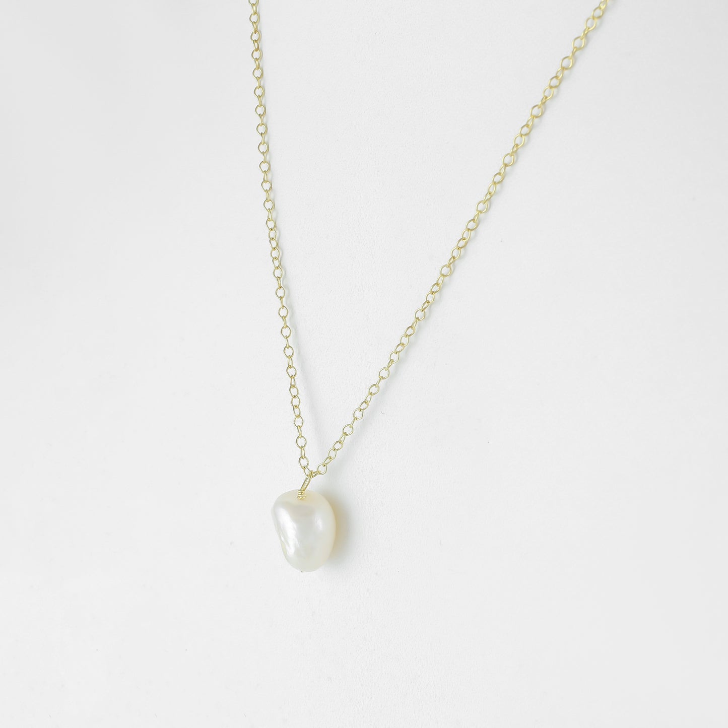 Ritta Necklace | Pearl | Gold – Plated